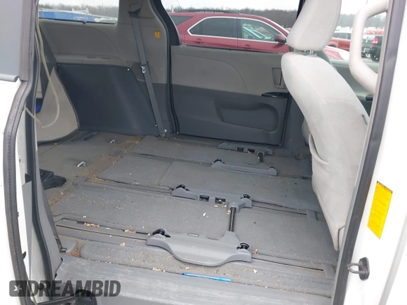 2013 Toyota Sienna LE with VIN 5TDJK3DC0DS066829, listed as a IAAI auction lot 41635076 with 205,808 mi miles and . Bid and sale history available at DreamBid. Image 8.