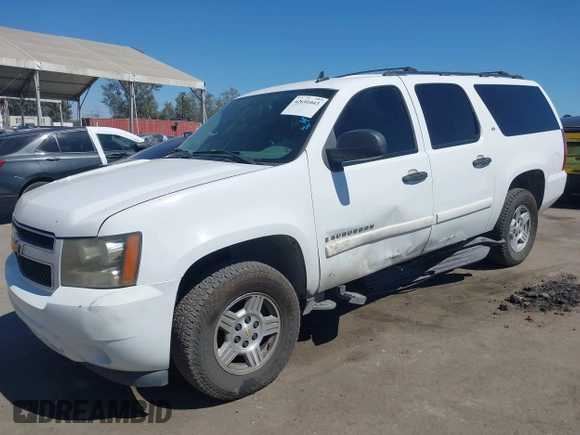2008 Chevrolet Suburban LTZ with VIN 3GNFC16078G120116, listed as a IAAI auction lot 42691043 with 178,539 mi miles and . Bid and sale history available at DreamBid. Image 17.