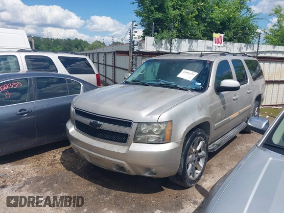 2007 Chevrolet Suburban LT with VIN 1GNFK16357J228812, listed as a IAAI auction lot 42092270 with 278,258 mi miles and . Bid and sale history available at DreamBid. Image 2.