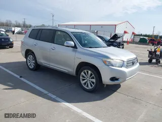2008 Toyota Highlander Hybrid with VIN JTEEW41A082008629, listed as a IAAI auction lot 41958264 with 187,934 mi miles. Bid and sale history available at carsss.com. Image 1.