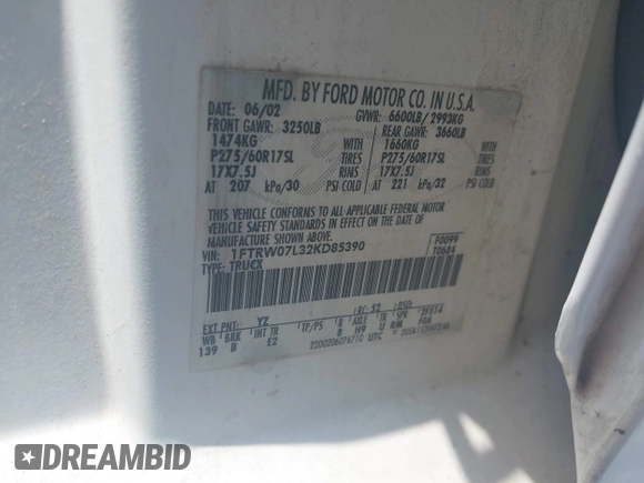 2002 Ford F-150 XLT with VIN 1FTRW07L32KD85390, listed as a IAAI auction lot 42193738 with Not Provided miles and . Bid and sale history available at DreamBid. Image 9.