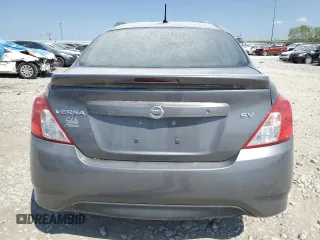2017 Nissan Versa SV z VIN 3N1CN7AP4HL898851, wystawiony jako Copart lot #43182395 z przebiegiem 94 626 mil mil oraz Szkoda całkowita • Salvage title. Historia ofert i sprzedaży dostępna na DreamBid. Obrazek 6.