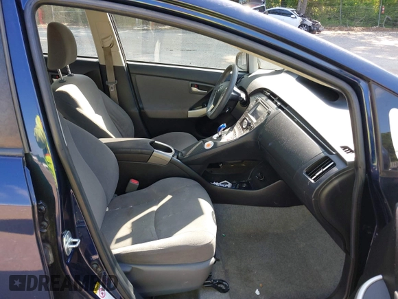 2014 Toyota Prius Four with VIN JTDKN3DU7E0380860, listed as a IAAI auction lot 42308828 with 108,505 mi miles and . Bid and sale history available at DreamBid. Image 5.