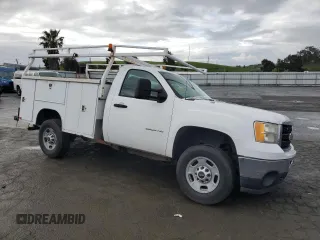 2013 GMC Sierra 1500 with VIN 1GD01ZCG6DF146248, listed as a Copart auction lot 49449585 with 124,679 mi miles and Salvage Title. Bid and sale history available at DreamBid. Image 4.