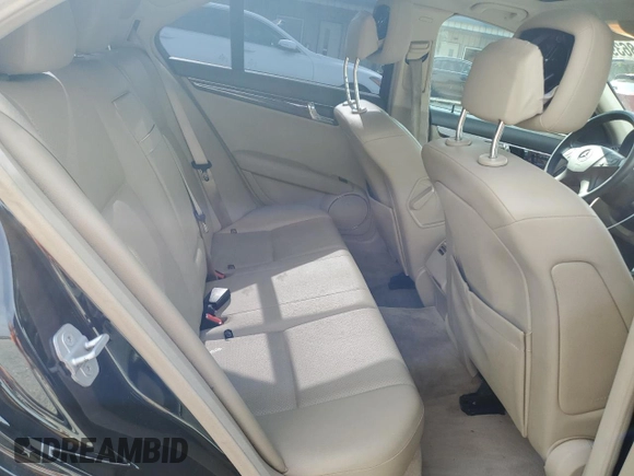2009 Mercedes-Benz C 300 Sport with VIN WDDGF81X39F250355, listed as a Copart auction lot 59863925 with 137,654 mi miles and Salvage title. Bid and sale history available at DreamBid. Image 10.