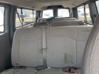 2013 Chevrolet Express Passenger LT z VIN 1GAZG1FG6D1158008, wystawiony jako Copart lot #54505715 z przebiegiem Nie podano mil oraz Szkoda całkowita • Salvage title. Historia ofert i sprzedaży dostępna na DreamBid. Obrazek 10.