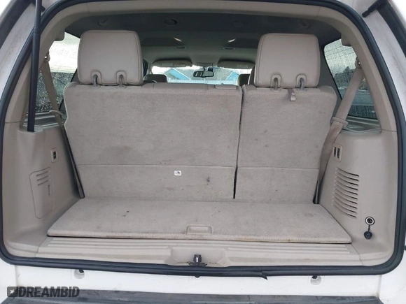 2011 Lincoln Navigator with VIN 5LMJJ2H53BEJ02808, listed as a IAAI auction lot 41210054 with 199,532 mi miles. Bid and sale history available at carsss.com. Image 18.