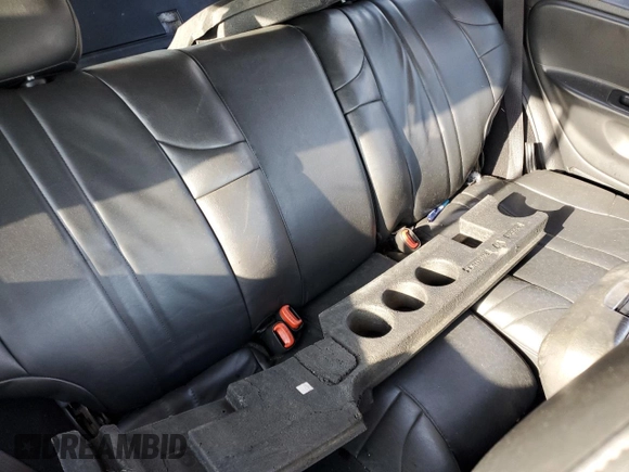 2004 Jeep Grand Cherokee Laredo z VIN 1J4GW48S84C200617, wystawiony jako Copart lot #51732045 z przebiegiem 171 452 mil mil oraz Nie do naprawy • Non repairable. Historia ofert i sprzedaży dostępna na DreamBid. Obrazek 11.