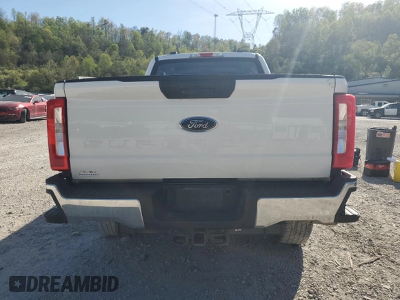 2023 Ford F-250 XL with VIN 1FT8W2BT7PED66555, listed as a Copart auction lot 54136785 with 57,548 mi miles and Salvage title. Bid and sale history available at DreamBid. Image 6.