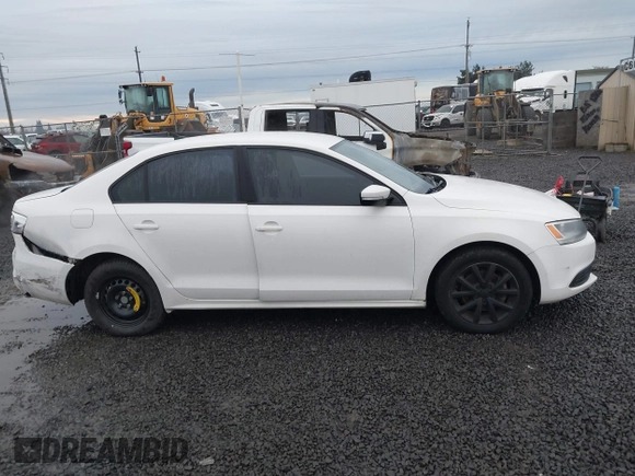 2012 Volkswagen Jetta SE with VIN 3VWDX7AJ2CM356378, listed as a IAAI auction lot 41145401 with 132,301 mi miles and . Bid and sale history available at DreamBid. Image 14.