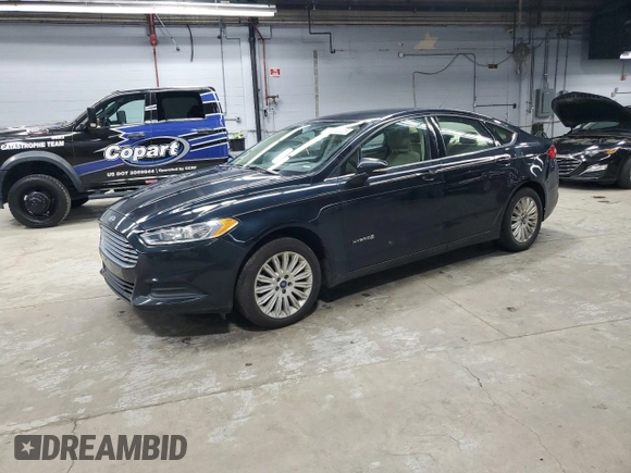2014 Ford Fusion SE Hybrid with VIN 3FA6P0LUXER220313, listed as a Copart auction lot 55678335 with 183,466 mi miles and Clean Title. Bid and sale history available at DreamBid. Image 1.