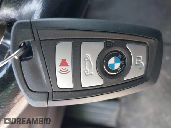 2013 BMW 5 Series GT 535i xDrive with VIN WBASP2C59DC339770, listed as a IAAI auction lot 42171135 with 106,625 mi miles. Bid and sale history available at carsss.com. Image 11.