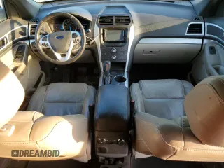 2011 Ford Explorer XLT z VIN 1FMHK8D8XBGA49238, wystawiony jako Copart lot #48114325 z przebiegiem 191 594 mil mil oraz Szkoda całkowita • Salvage title. Historia ofert i sprzedaży dostępna na DreamBid. Obrazek 8.