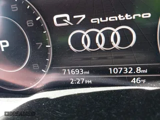 2018 Audi Q7 Premium Plus with VIN WA1LAAF70JD027840, listed as a IAAI auction lot 41695181 with 71,693 mi miles. Bid and sale history available at carsss.com. Image 15.