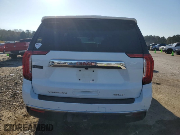 2021 GMC Yukon XL SLT with VIN 1GKS1GKD3MR317310, listed as a Copart auction lot 86369064 with 131,881 mi miles and Salvage Title. Bid and sale history available at carsss.com. Image 6.