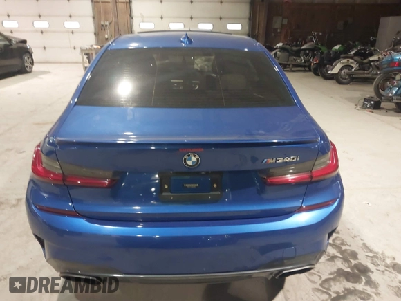 2021 BMW 3 Series M340i with VIN 3MW5U7J03M8B49500, listed as a IAAI auction lot 41018975 with 77,471 mi miles. Bid and sale history available at carsss.com. Image 16.
