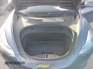 2022 Tesla Model 3 Long Range with VIN 5YJ3E1EB3NF264532, listed as a IAAI auction lot 41842044 with 42,280 mi miles and . Bid and sale history available at DreamBid. Image 10.