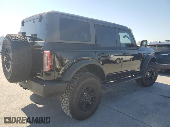 2022 Ford Bronco with VIN 1FMEE5DP5NLB84218, listed as a Copart auction lot 48732155 with 5,741 mi miles and Salvage Title. Bid and sale history available at DreamBid. Image 3.