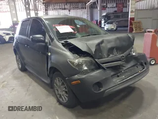 2005 Scion xA z VIN JTKKT624550105622, wystawiony jako IAAI lot #42479244 z przebiegiem 227 837 mil mil oraz . Historia ofert i sprzedaży dostępna na DreamBid. Obrazek 1.