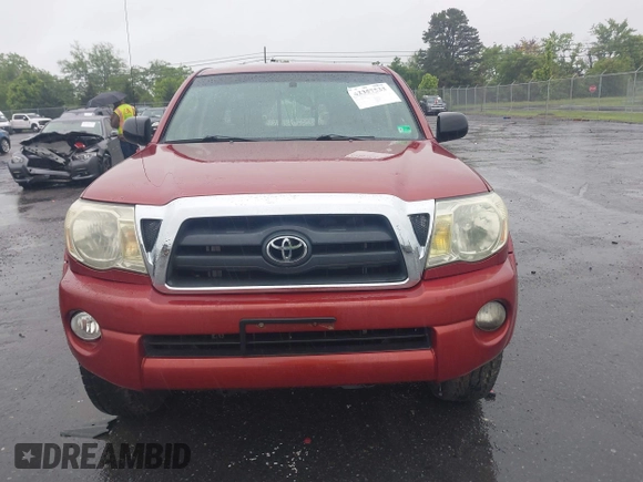 2005 Toyota Tacoma z VIN 5TEUU42N75Z051864, wystawiony jako IAAI lot #42357533 z przebiegiem 249 359 mil mil oraz . Historia ofert i sprzedaży dostępna na DreamBid. Obrazek 12.