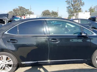 2010 Lexus HS 250h with VIN JTHBB1BA0A2016668, listed as a IAAI auction lot 42141367 with 120,823 mi miles. Bid and sale history available at carsss.com. Image 13.