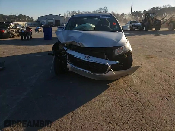 2015 Kia Sedona L with VIN KNDMA5C11F6049410, listed as a Copart auction lot 46272755 with 86,340 mi miles and Salvage Title. Bid and sale history available at carsss.com. Image 11.