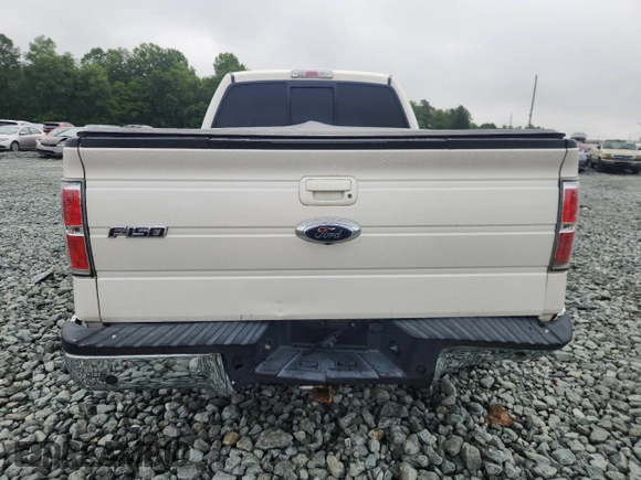 2009 Ford F-150 XL z VIN 1FTPW14V79KC61264, wystawiony jako Copart lot #63838405 z przebiegiem 193 384 mil mil oraz Szkoda całkowita • Salvage title. Historia ofert i sprzedaży dostępna na DreamBid. Obrazek 6.