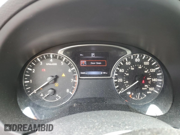 2017 Nissan Altima SV with VIN 1N4AL3AP1HC245060, listed as a Copart auction lot 61467815 with 95,689 mi miles and Salvage title. Bid and sale history available at DreamBid. Image 9.