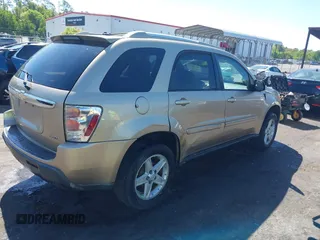 2005 Chevrolet Equinox LT with VIN 2CNDL73F356183230, listed as a IAAI auction lot 42044110 with 220,075 mi miles. Bid and sale history available at carsss.com. Image 4.