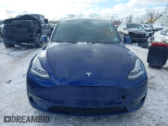 2021 Tesla Model Y Long Range with VIN 5YJYGDEE1MF083780, listed as a IAAI auction lot 41549308 with 37,372 mi miles and . Bid and sale history available at DreamBid. Image 13.
