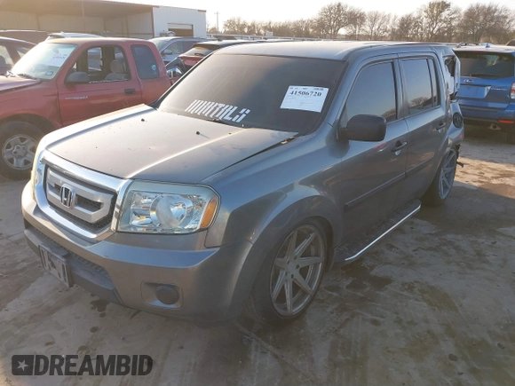 2009 Honda Pilot LX z VIN 5FNYF38259B009896, wystawiony jako IAAI lot #41506720 z przebiegiem 242 072 mil mil oraz . Historia ofert i sprzedaży dostępna na DreamBid. Obrazek 2.