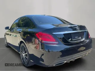 2019 Mercedes-Benz C 300 with VIN 55SWF8DB3KU287744, listed as a Copart auction lot 55195355 with 99,216 mi miles and Clean Title. Bid and sale history available at DreamBid. Image 3.