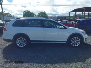 2017 Volkswagen Golf S с VIN 3VWH17AU0HM525270, выставлен на аукционе IAAI как лот 40931148 с пробегом Не указан миль и . История ставок и продаж доступна на DreamBid. Изображение 12.