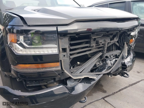 2018 Chevrolet Silverado 1500 Custom with VIN 1GCRCPEC0JZ321723, listed as a IAAI auction lot 41534756 with 44,224 mi miles. Bid and sale history available at carsss.com. Image 12.