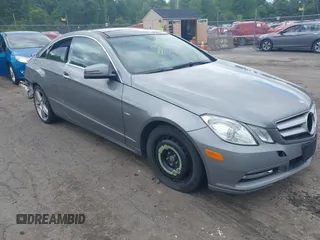 2012 Mercedes-Benz E 350 with VIN WDDKJ5KB4CF163470, listed as a IAAI auction lot 42298451 with 205,662 mi miles and . Bid and sale history available at DreamBid. Image 1.