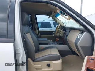 2007 Ford Expedition Eddie Bauer z VIN 1FMFU18517LA11176, wystawiony jako IAAI lot #42167558 z przebiegiem 238 839 mil mil oraz . Historia ofert i sprzedaży dostępna na DreamBid. Obrazek 5.