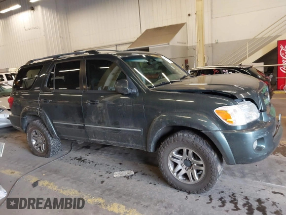 2006 Toyota Sequoia SR5 with VIN 5TDBT44A16S262643, listed as a IAAI auction lot 41658275 with 403,034 mi miles and . Bid and sale history available at DreamBid. Image 14.