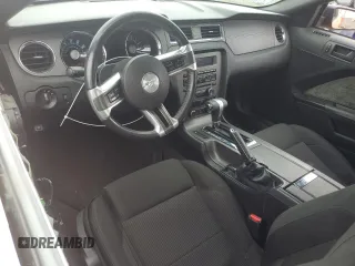 2010 Ford Mustang V6 with VIN 1ZVBP8AN0A5162385, listed as a Copart auction lot 53983395 with 171,910 mi miles and Clean Title. Bid and sale history available at DreamBid. Image 8.