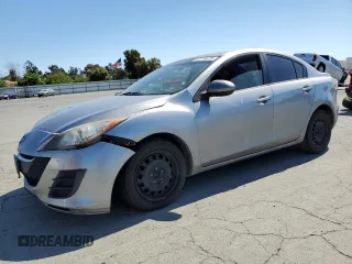 2010 Mazda 3 i Sport with VIN JM1BL1SFXA1209216, listed as a Copart auction lot 62770075 with 207,381 mi miles and Salvage title. Bid and sale history available at DreamBid. Image 1.