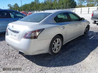 2012 Nissan Maxima 3.5 S with VIN 1N4AA5AP5CC852041, listed as a IAAI auction lot 41746441 with 207,546 mi miles. Bid and sale history available at carsss.com. Image 4.
