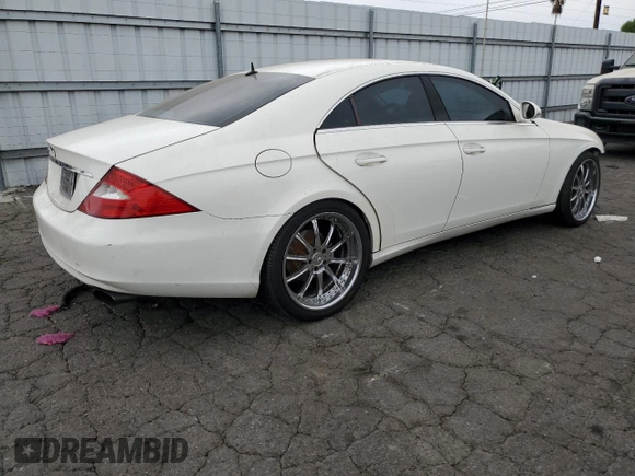 2006 Mercedes-Benz CLS-Class with VIN WDDDJ75X76A060959, listed as a Copart auction lot 75357804 with 258,051 mi miles and Salvage Title. Bid and sale history available at carsss.com. Image 3.