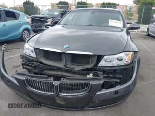 2008 BMW 3 Series 335i with VIN WBAVB73518KY64441, listed as a IAAI auction lot 42066541 with 155,868 mi miles and . Bid and sale history available at DreamBid. Image 6.