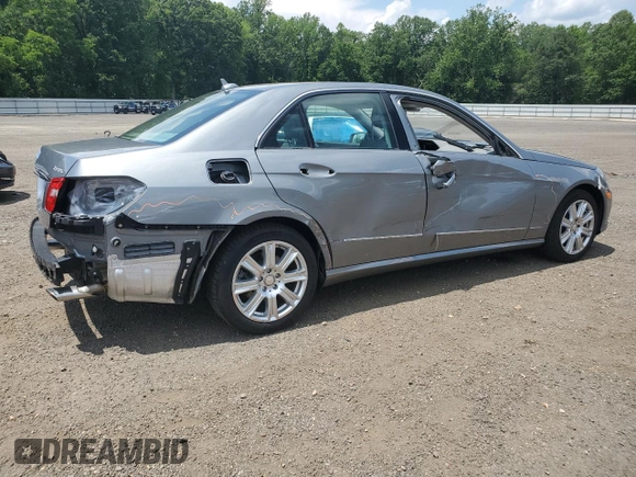 2013 Mercedes-Benz E 350 Luxury with VIN WDDHF8JBXDA721657, listed as a Copart auction lot 63260475 with 49,357 mi miles and Salvage title. Bid and sale history available at DreamBid. Image 3.