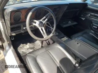 1971 Mercury Cougar z VIN 1F93H539570, wystawiony jako Copart lot #73825224 z przebiegiem 68 453 mil mil oraz Nie do naprawy. Historia ofert i sprzedaży dostępna na DreamBid. Obrazek 8.
