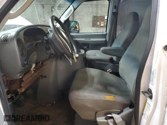 2005 Ford Econoline Cargo with VIN 1FTSE34S15HB03573, listed as a Copart auction lot 48318155 with 214,768 mi miles and Clean Title. Bid and sale history available at DreamBid. Image 7.