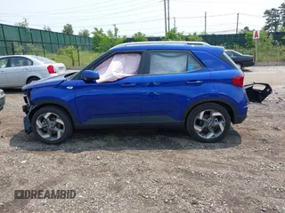 2024 Hyundai Venue SEL z VIN KMHRC8A39RU298832, wystawiony jako IAAI lot #42419329 z przebiegiem 7 582 mil mil oraz . Historia ofert i sprzedaży dostępna na DreamBid. Obrazek 14.