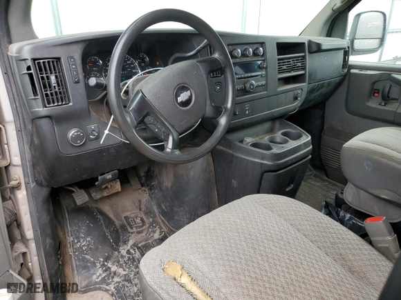 2008 Chevrolet Express Passenger with VIN 1GAHG39K781130764, listed as a Copart auction lot 46990255 with 68,470 mi miles and Clean Title. Bid and sale history available at carsss.com. Image 8.