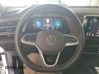 2024 Volkswagen Atlas SE с VIN 1V2HR2CAXRC555931, выставлен на аукционе IAAI как лот 42791731 с пробегом 26 459 миль миль и . История ставок и продаж доступна на DreamBid. Изображение 2.