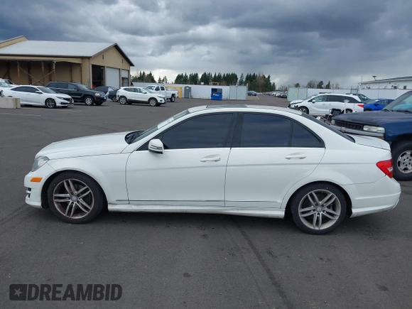 2012 Mercedes-Benz C 300 Sport with VIN WDDGF8BB3CR212908, listed as a IAAI auction lot 41831269 with 152,346 mi miles and . Bid and sale history available at DreamBid. Image 14.