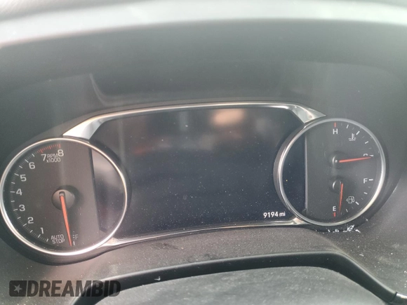 2025 Chevrolet Blazer RS with VIN 3GNKBKRS2SS102230, listed as a Copart auction lot 43135005 with 9,194 mi miles and Salvage title. Bid and sale history available at DreamBid. Image 9.